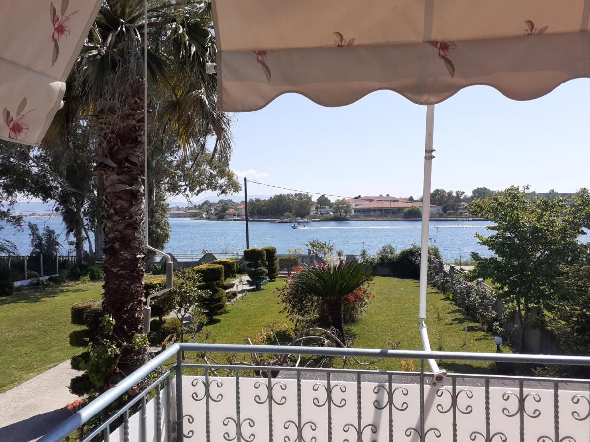 Top Floor On Villa, 3' From Center, By The Sea! Host Is Efi Kwsta Preveza Eksteriør bilde